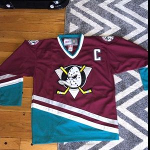 VINTAGE HOCKEY Paul Kariya Hockey Jersey